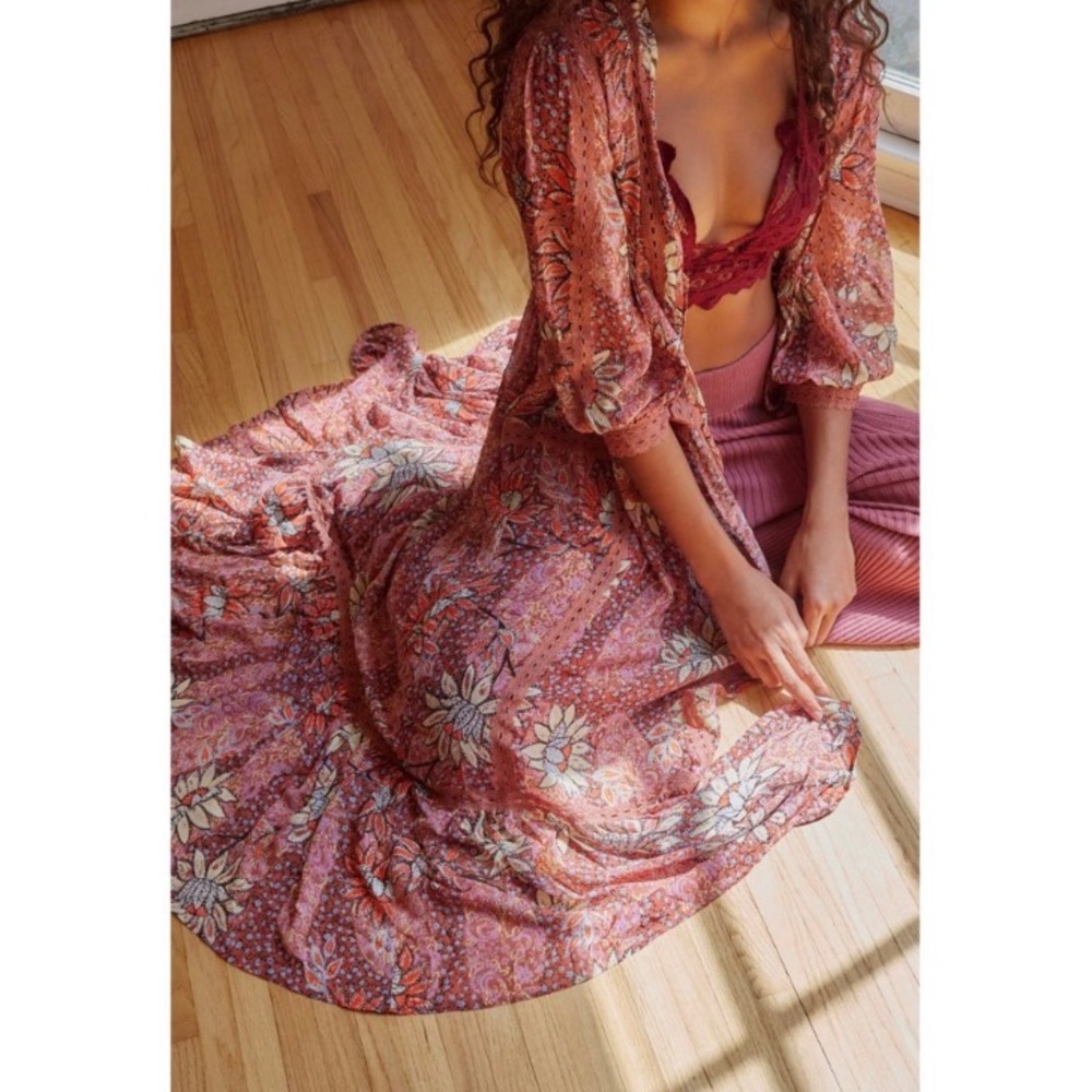 Free People Grasslands Kimono Rose - Picture 6 of 9